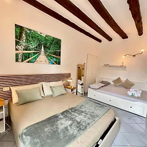 Near Airport - Loft Universita 4 Posti Letto Apartament