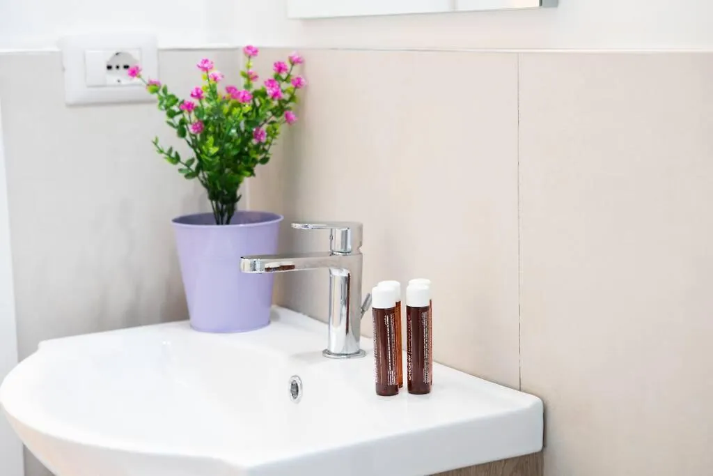 Apartament Oasi Di Relax Spa A 10 Min Dal Duomo Mediolan