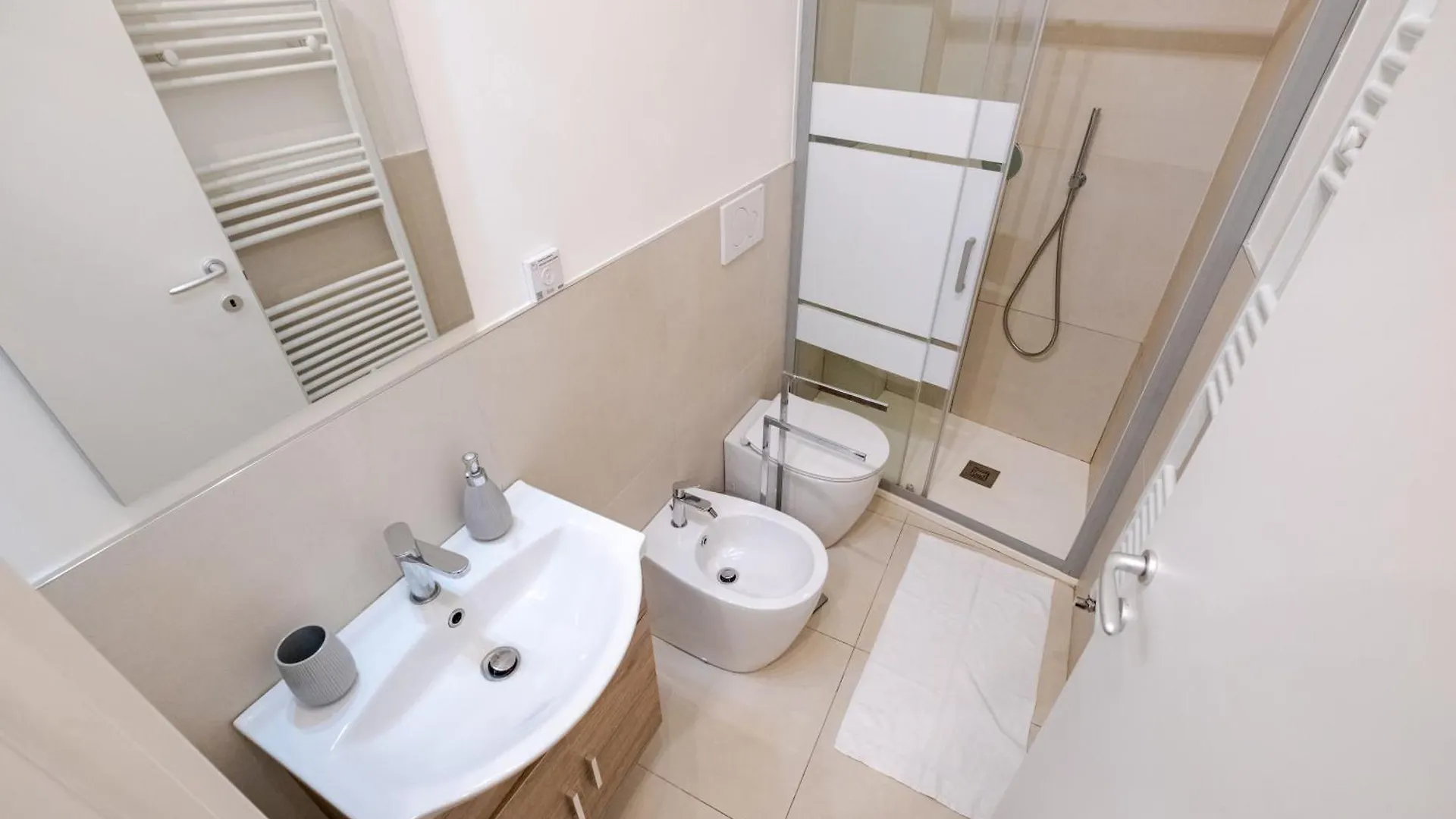 Apartament Oasi Di Relax Spa A 10 Min Dal Duomo Mediolan Włochy